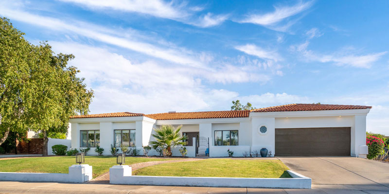 Services - Home Investor Discounts {{brizy_dc_image_alt imageSrc=