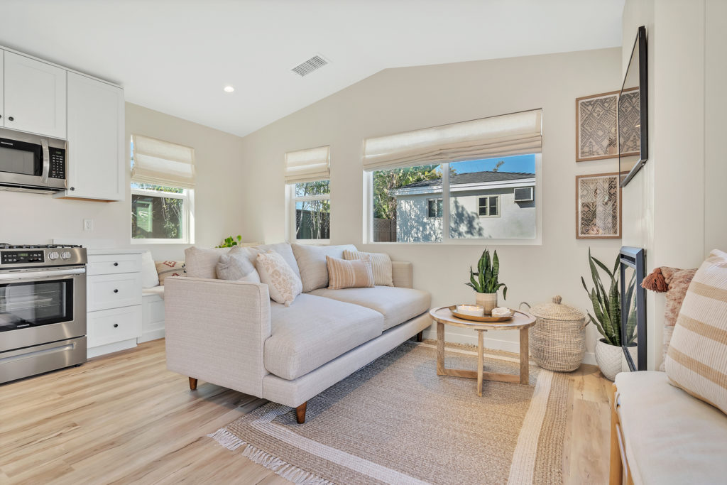 Living-Room-Front-Door-View-Munevar-Rd-Cardiff-ADU-1024x683-1